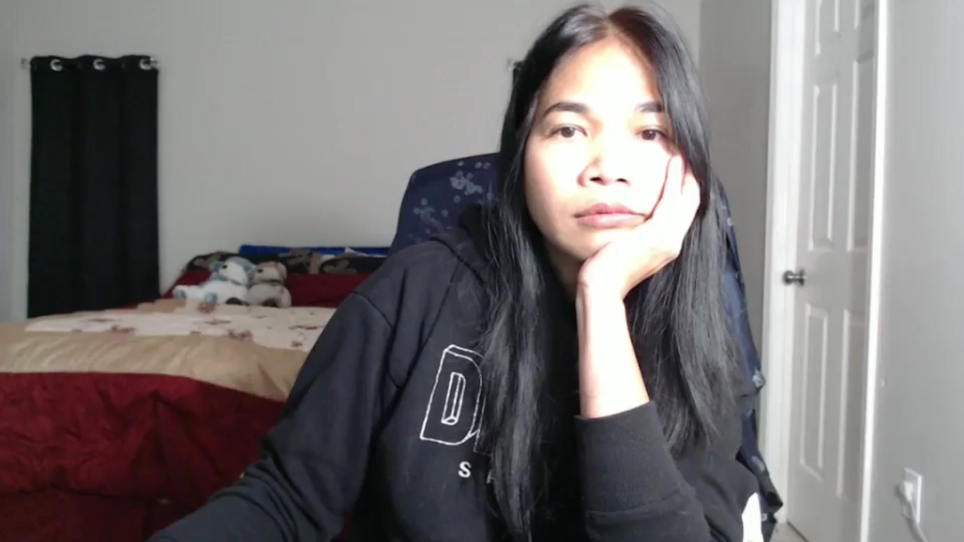 Gallery image thumbnail from Littlekai2025's myfreecams stream on, 03/17/2025, 24:04 image 4 of 20