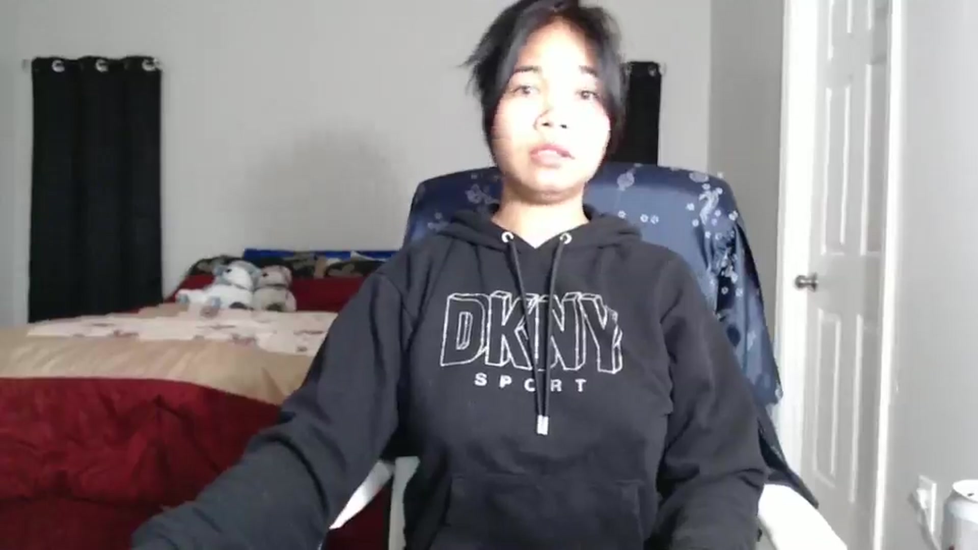 Gallery image thumbnail from Littlekai2025's myfreecams stream on, 03/17/2025, 24:04 image 6 of 20