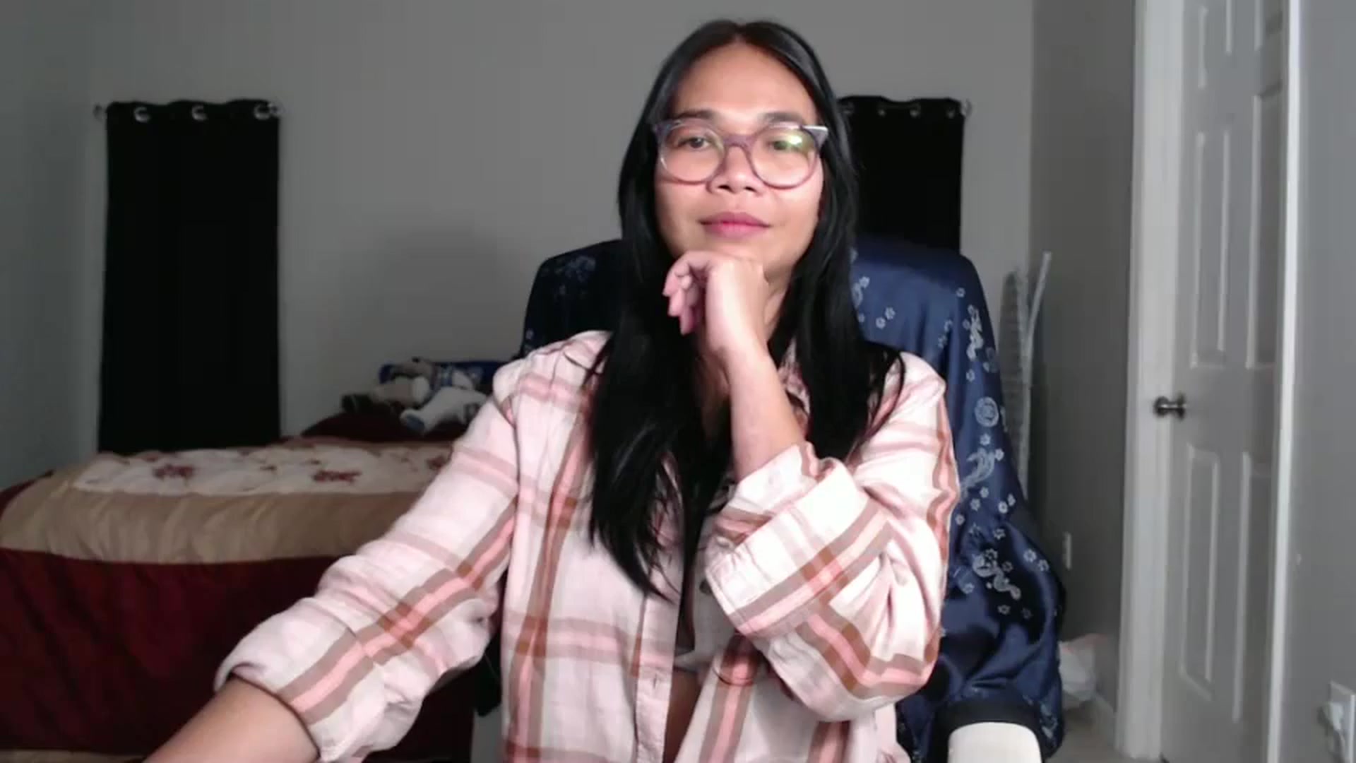 Gallery image thumbnail from Littlekai2025's myfreecams stream on, 03/19/2025, 03:21 image 14 of 20