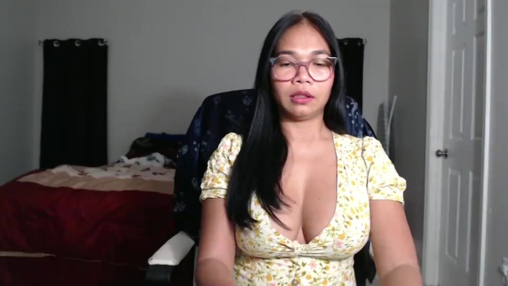 Gallery image thumbnail from Littlekai2025's myfreecams stream on, 03/20/2025, 02:43 image 2 of 20