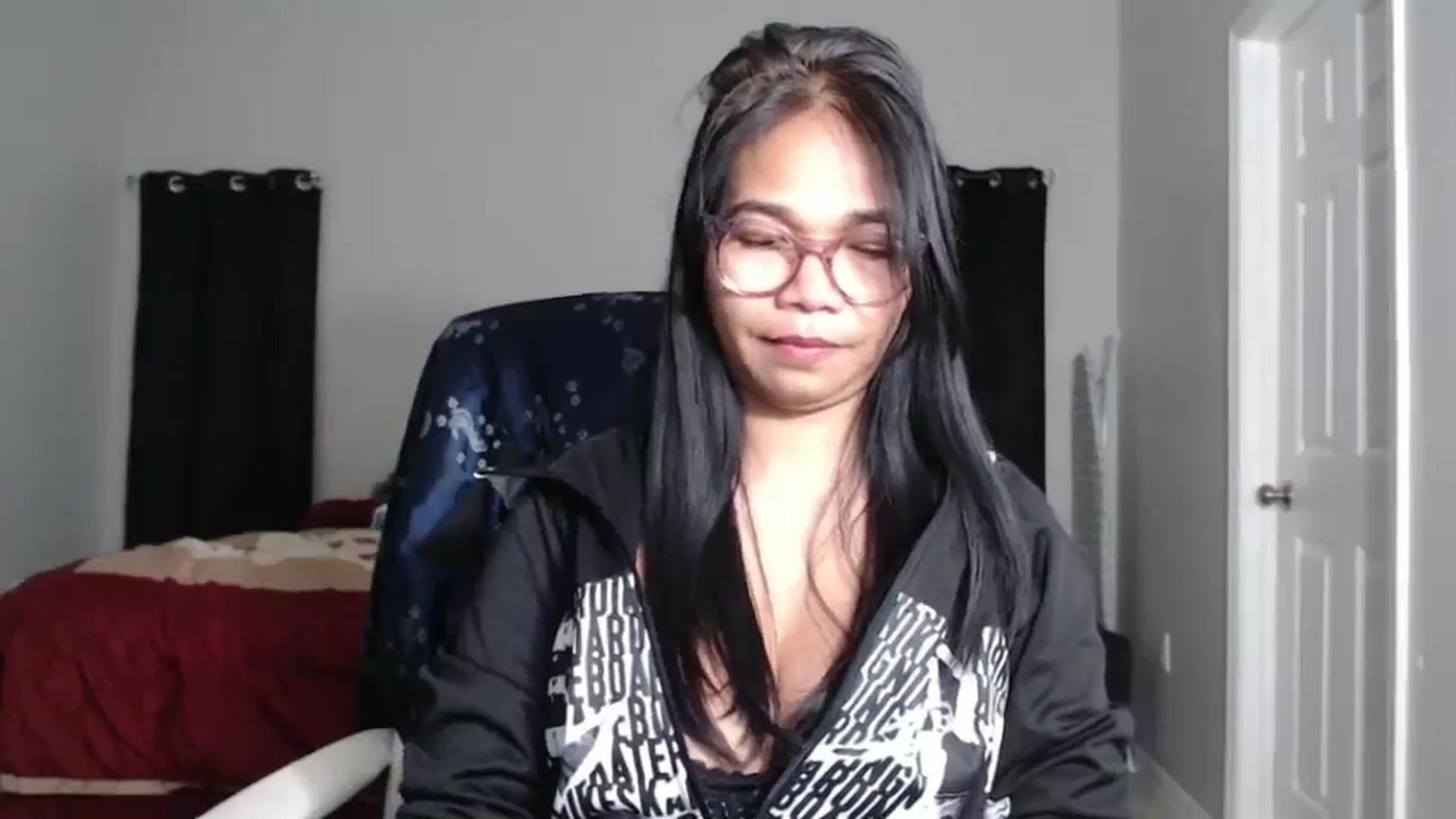 Gallery image thumbnail from Littlekai2025's myfreecams stream on, 03/24/2025, 02:51 image 20 of 20