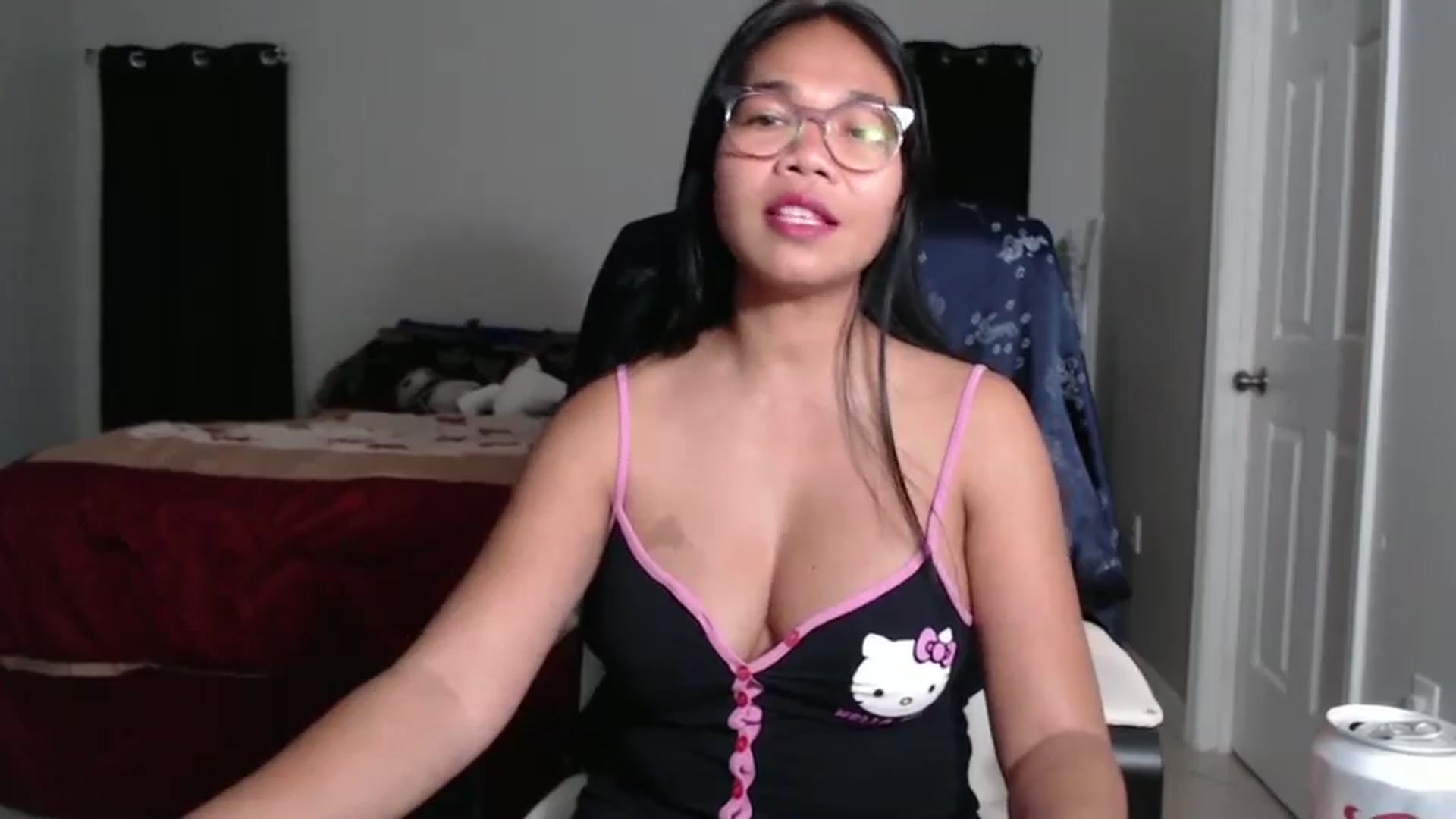 Gallery image thumbnail from Littlekai2025's myfreecams stream on, 03/25/2025, 03:49 image 6 of 20