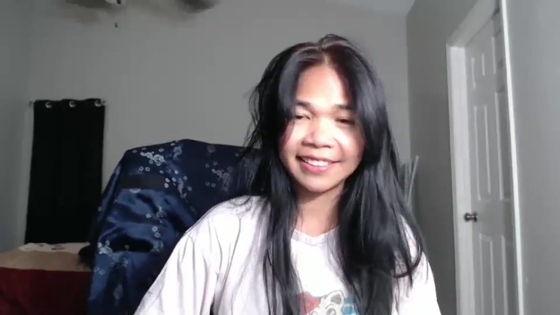 Gallery image thumbnail from Littlekai2025's myfreecams stream on, 03/27/2025, 24:49 image 20 of 20