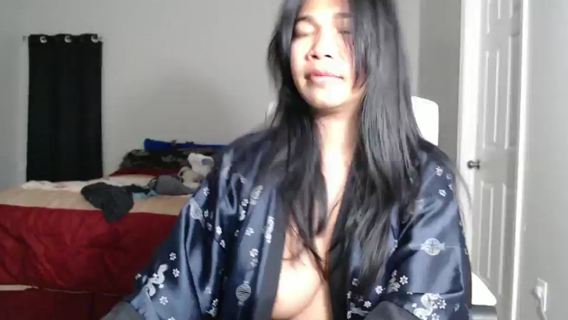 Gallery image thumbnail from Littlekai2025's myfreecams stream on, 03/27/2025, 24:49 image 1 of 20