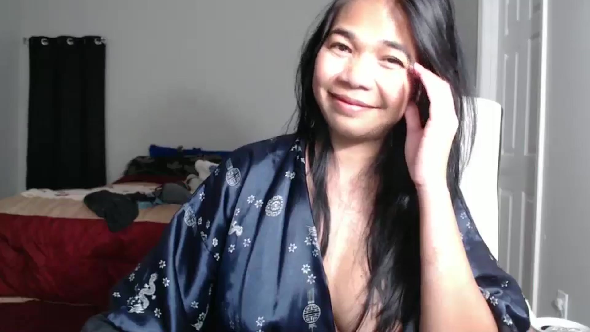Gallery image thumbnail from Littlekai2025's myfreecams stream on, 03/27/2025, 24:49 image 8 of 20