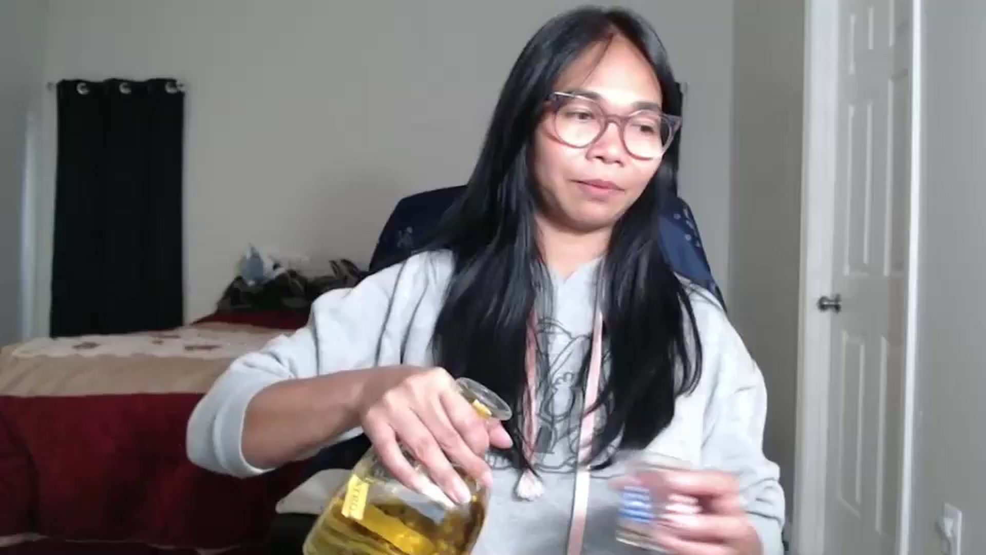 Gallery image thumbnail from Littlekai2025's myfreecams stream on, 03/31/2025, 24:15 image 1 of 20