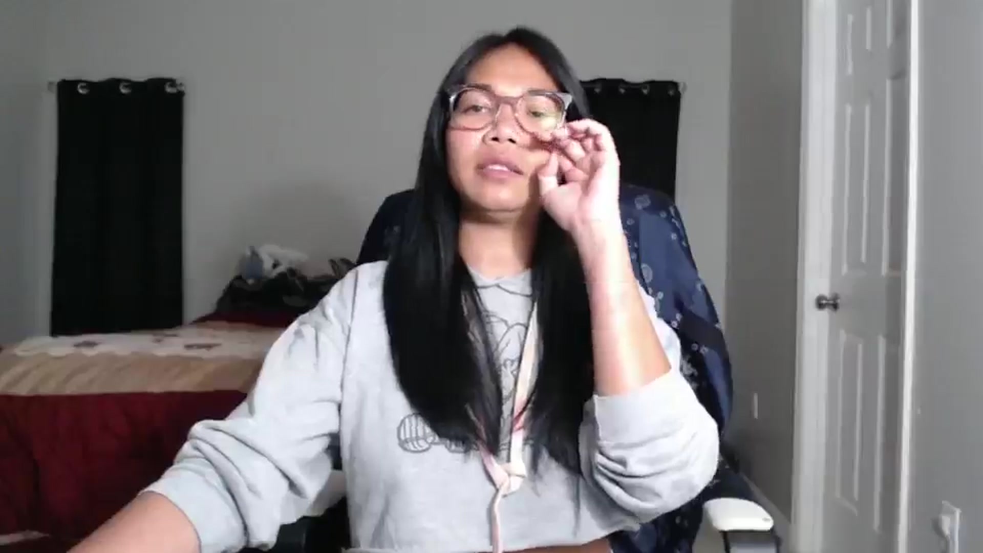 Gallery image thumbnail from Littlekai2025's myfreecams stream on, 03/31/2025, 24:15 image 12 of 20