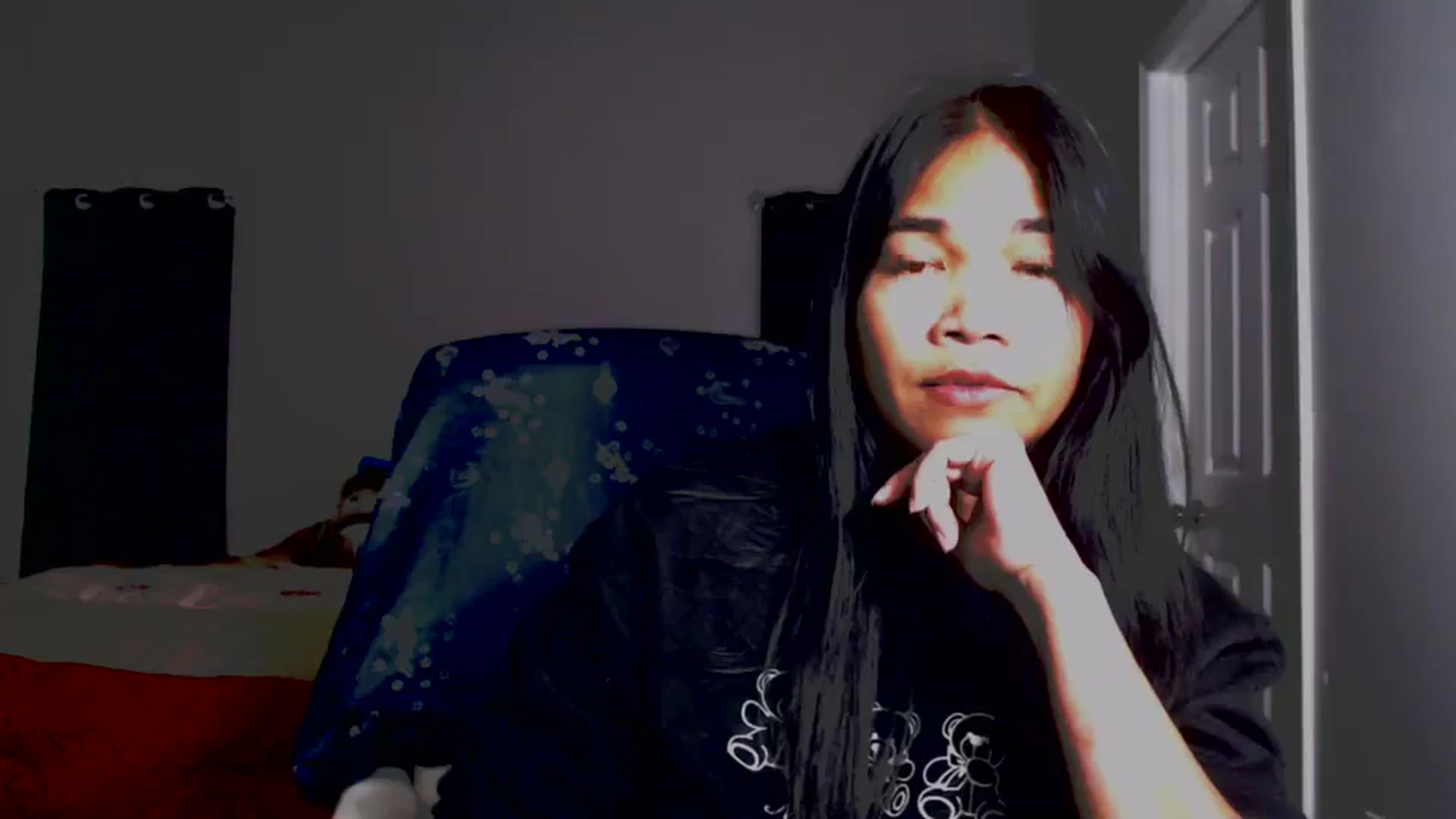 Gallery image thumbnail from Littlekai2025's myfreecams stream on, 04/07/2025, 01:44 image 19 of 20