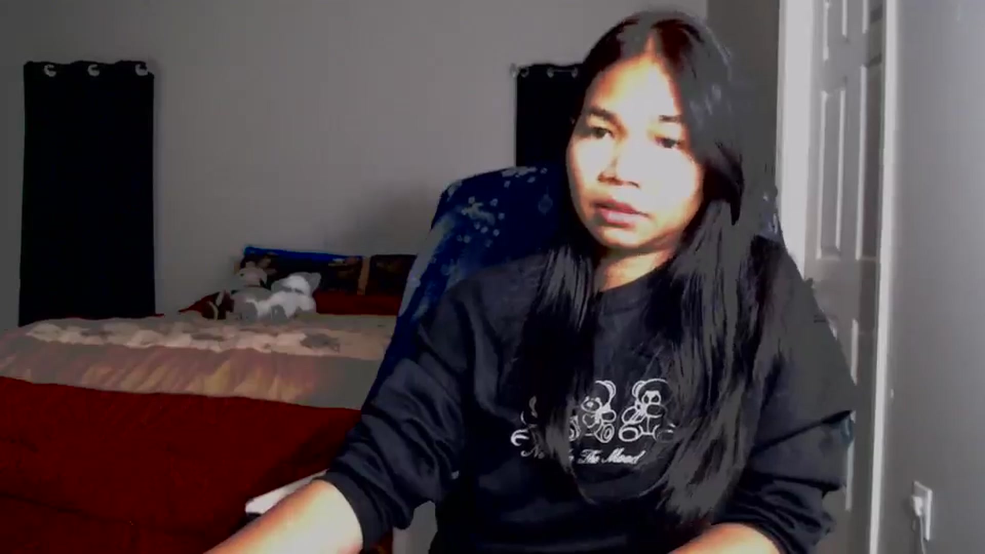 Gallery image thumbnail from Littlekai2025's myfreecams stream on, 04/07/2025, 01:44 image 16 of 20