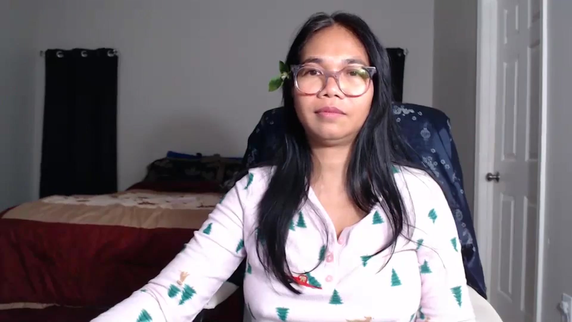 Gallery image thumbnail from Littlekai2025's myfreecams stream on, 04/11/2025, 03:26 image 13 of 20