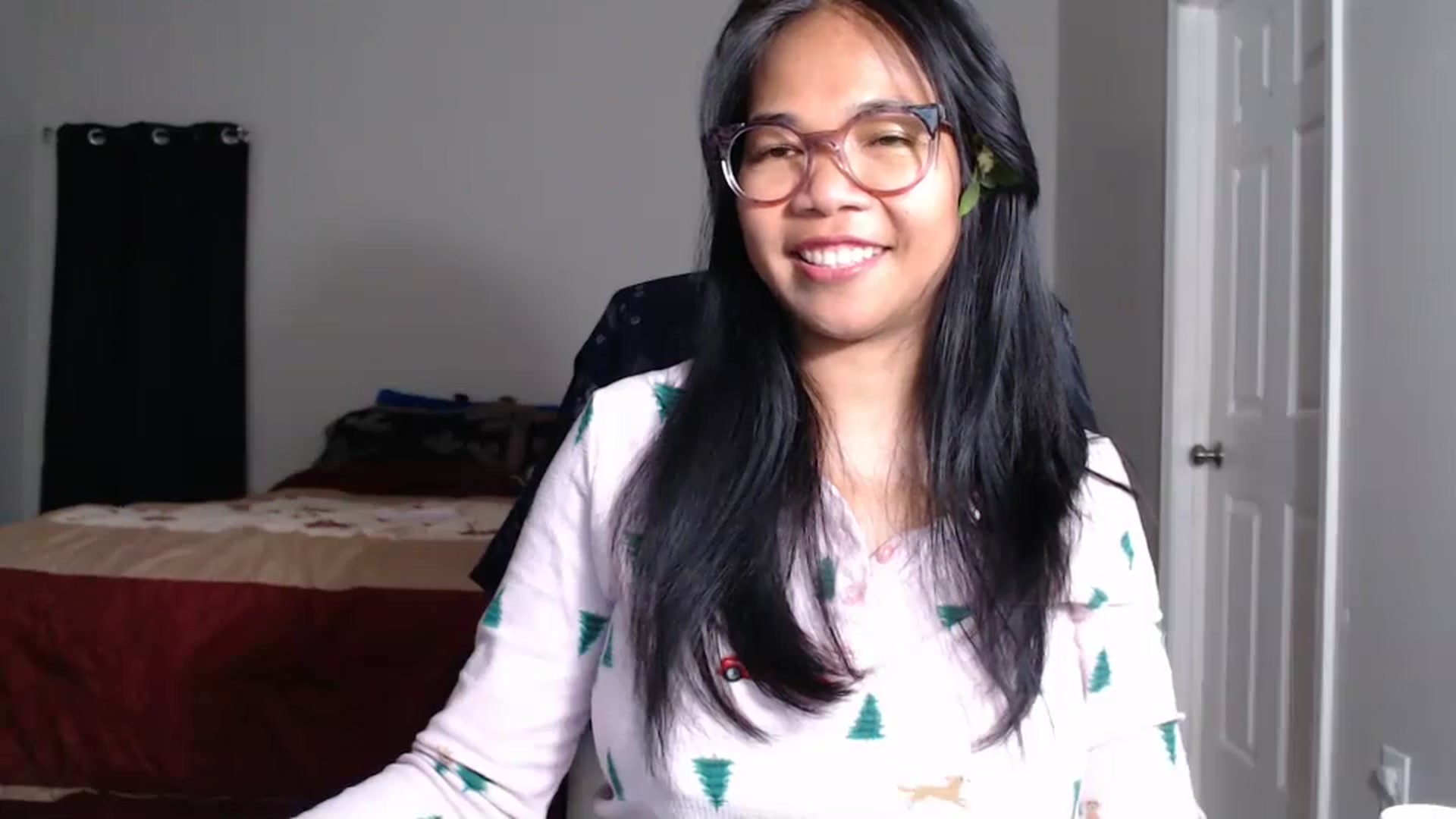 Gallery image thumbnail from Littlekai2025's myfreecams stream on, 04/11/2025, 03:26 image 17 of 20