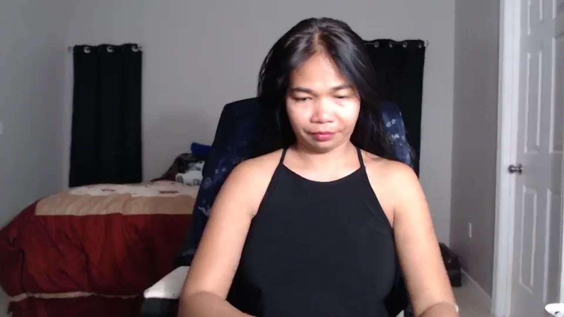 Gallery image thumbnail from Littlekai2025's myfreecams stream on, 04/15/2025, 02:00 image 5 of 20
