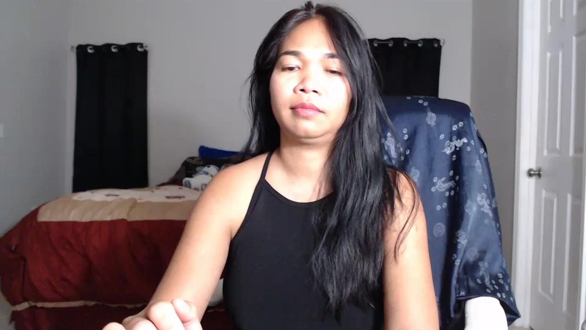 Gallery image thumbnail from Littlekai2025's myfreecams stream on, 04/15/2025, 02:00 image 12 of 20