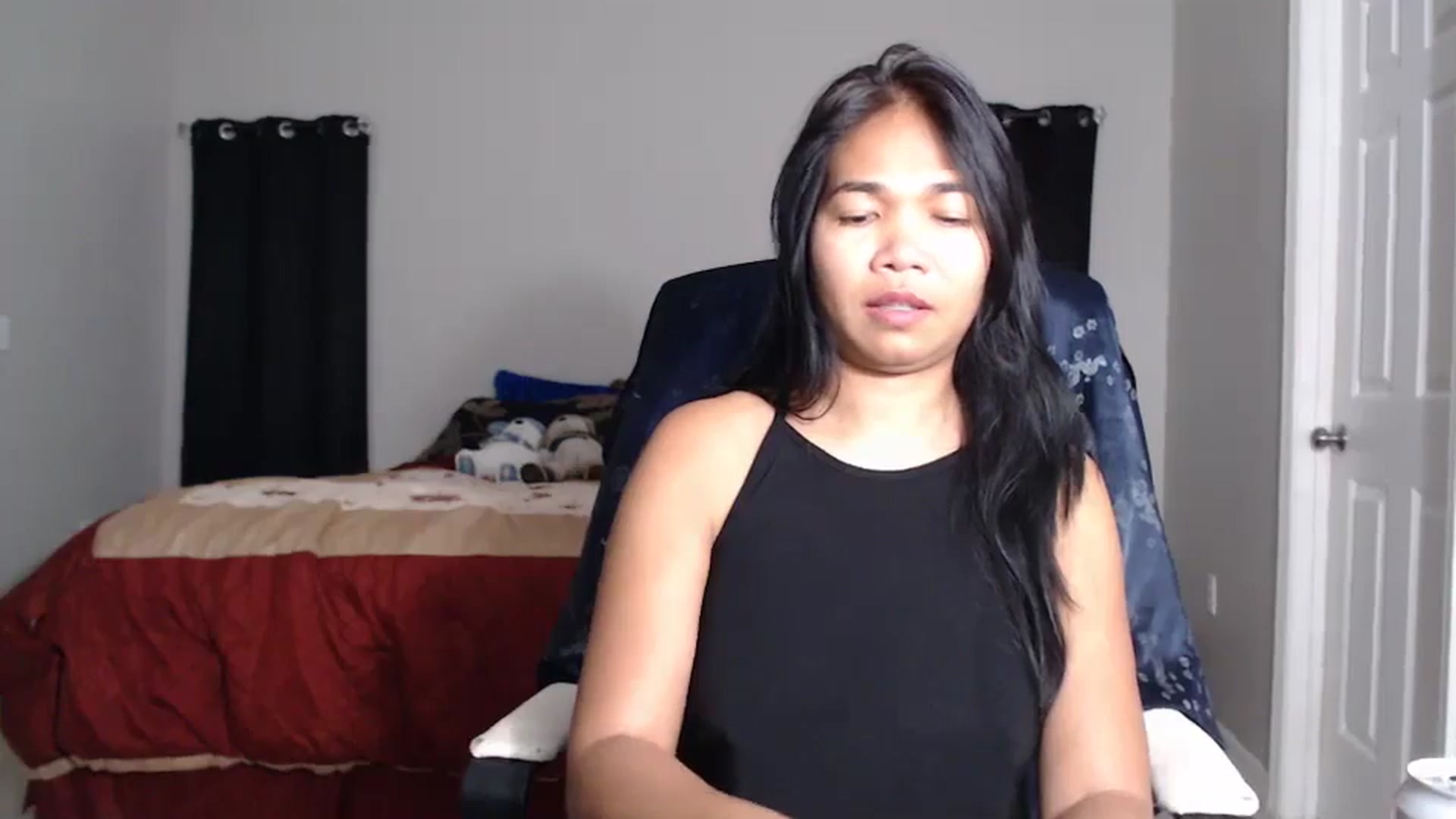 Gallery image thumbnail from Littlekai2025's myfreecams stream on, 04/15/2025, 02:00 image 19 of 20