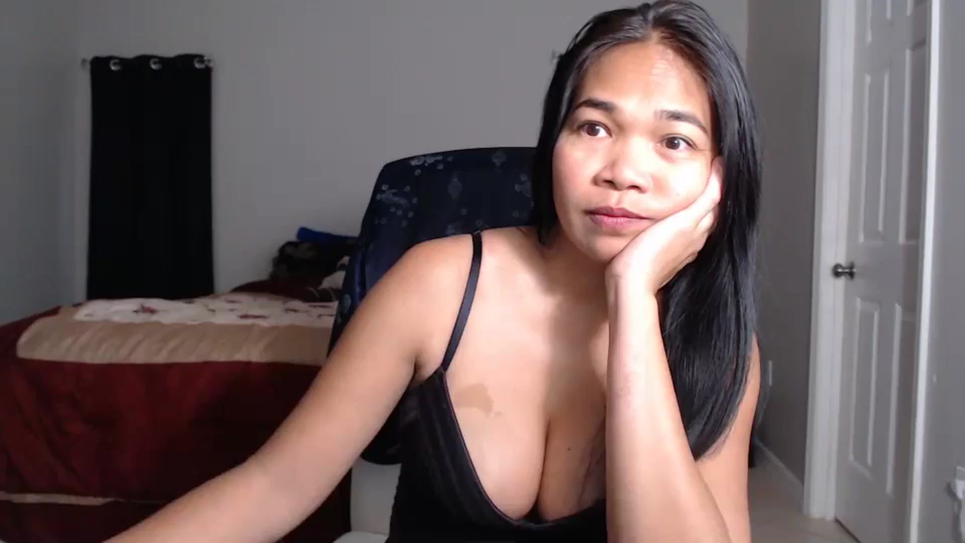 Gallery image thumbnail from Littlekai2025's myfreecams stream on, 04/18/2025, 02:17 image 1 of 20