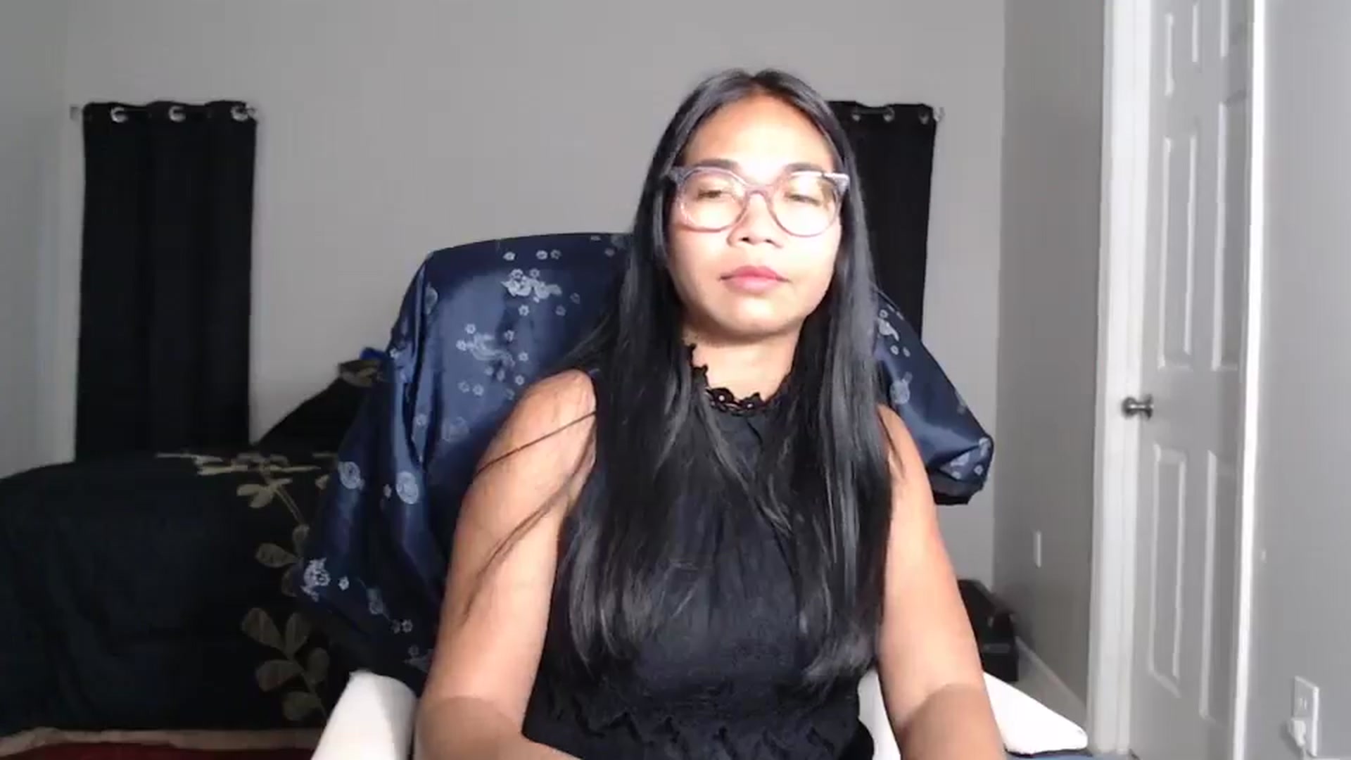 Gallery image thumbnail from Littlekai2025's myfreecams stream on, 04/25/2025, 01:27 image 5 of 20