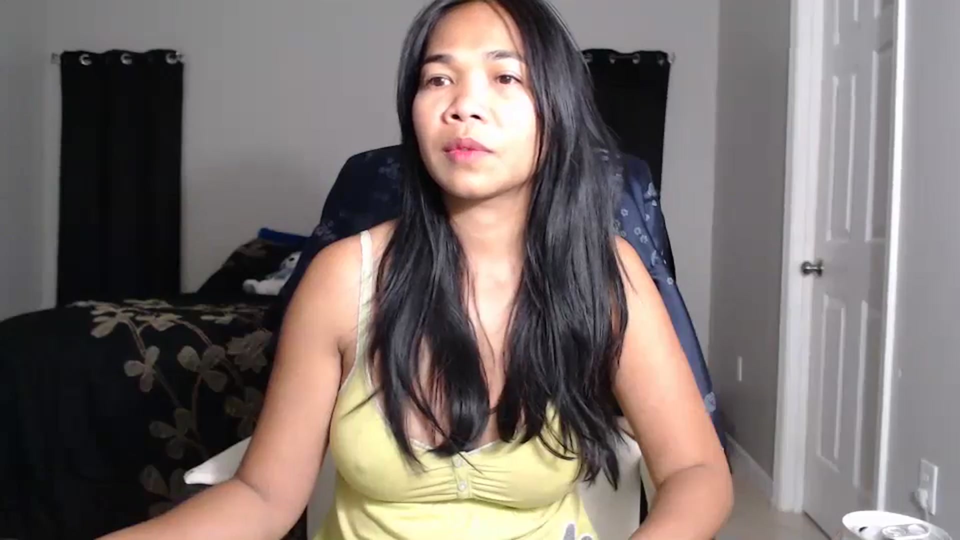 Gallery image thumbnail from Littlekai2025's myfreecams stream on, 04/26/2025, 01:12 image 9 of 20