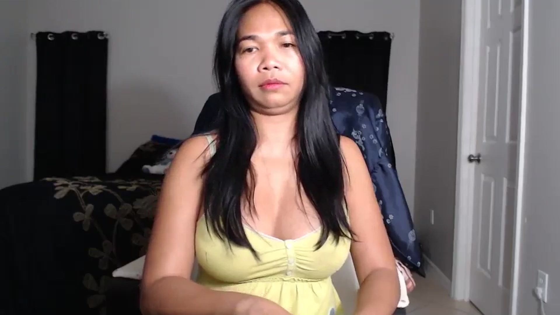 Gallery image thumbnail from Littlekai2025's myfreecams stream on, 04/26/2025, 01:12 image 19 of 20