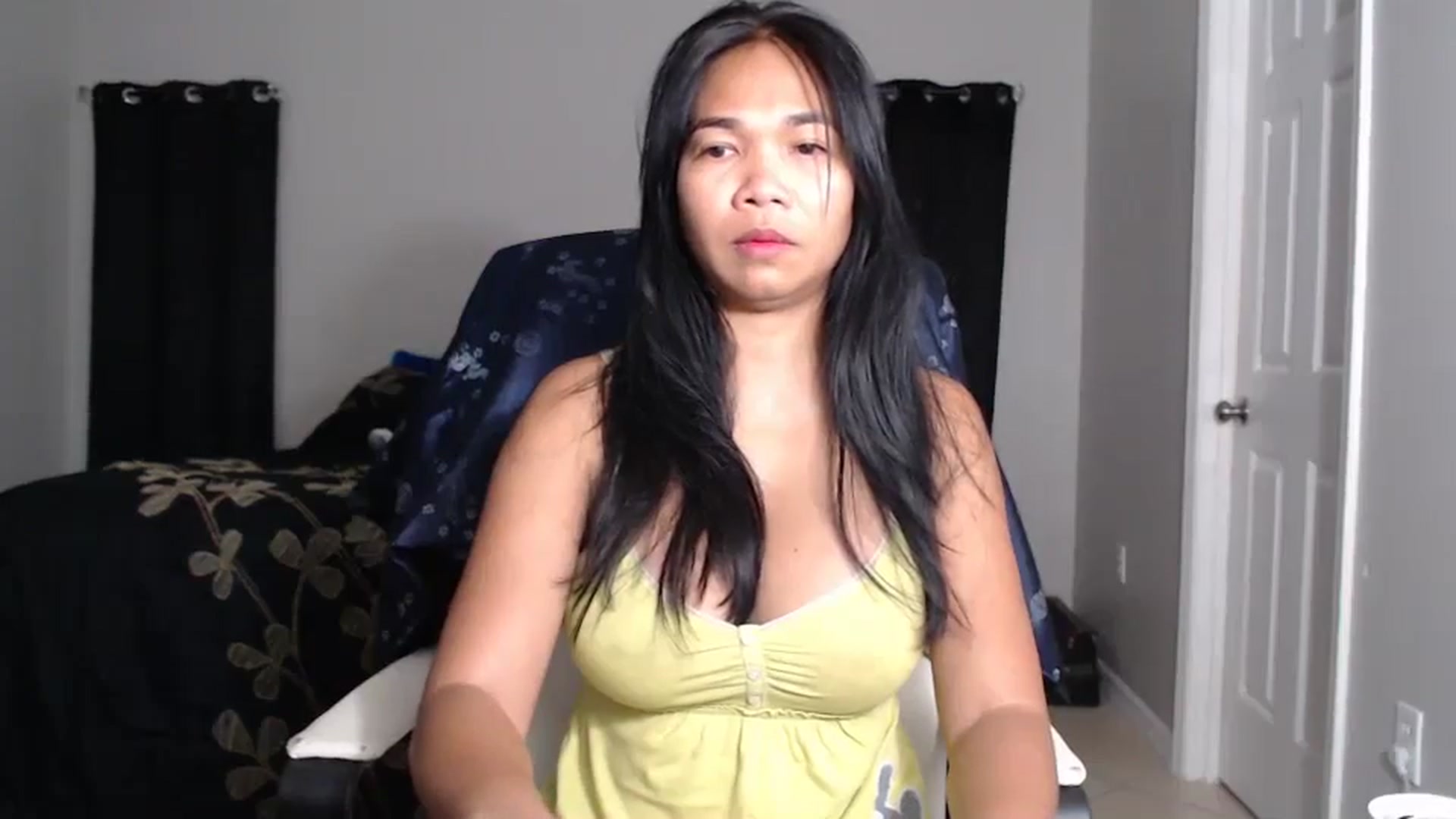 Gallery image thumbnail from Littlekai2025's myfreecams stream on, 04/26/2025, 01:12 image 2 of 20