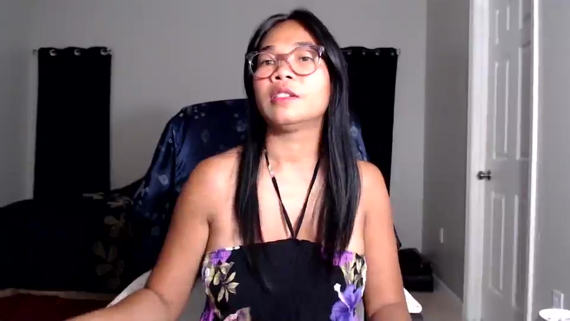 Gallery image thumbnail from Littlekai2025's myfreecams stream on, 05/05/2025, 03:26 image 6 of 20