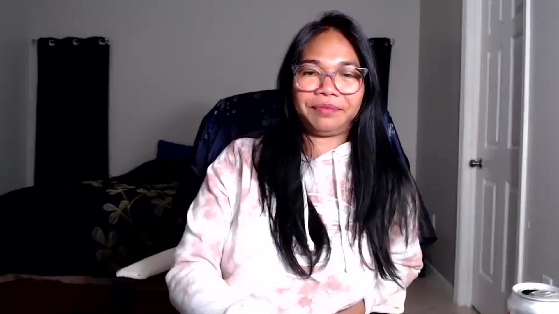 Gallery image thumbnail from Littlekai2025's myfreecams stream on, 05/05/2025, 03:26 image 19 of 20