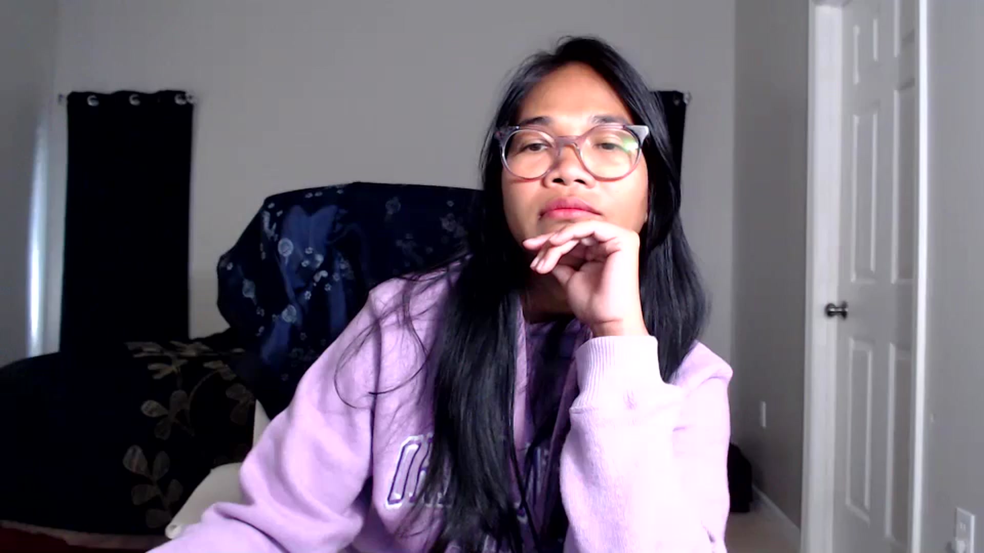 Gallery image thumbnail from Littlekai2025's myfreecams stream on, 05/05/2025, 23:17 image 2 of 20