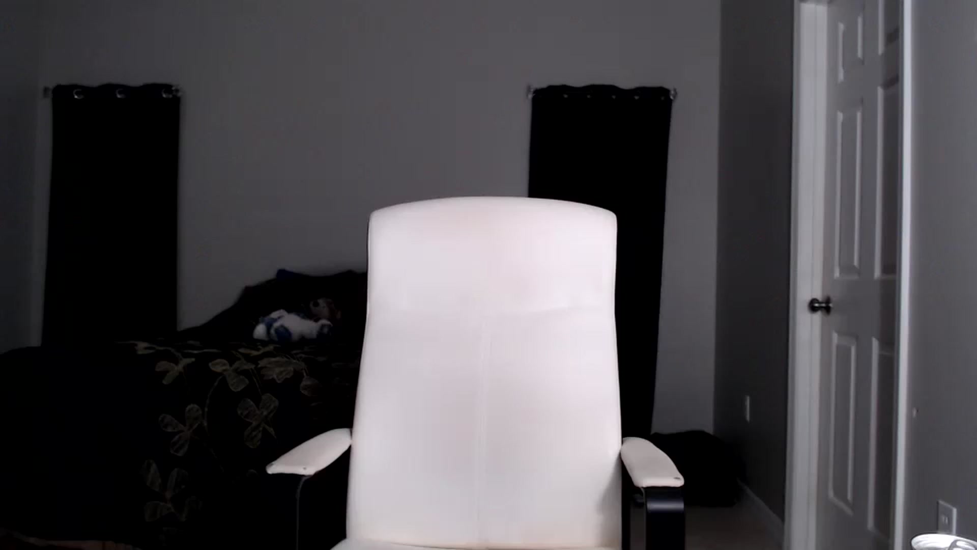 Gallery image thumbnail from Littlekai2025's myfreecams stream on, 05/08/2025, 04:32 image 13 of 20