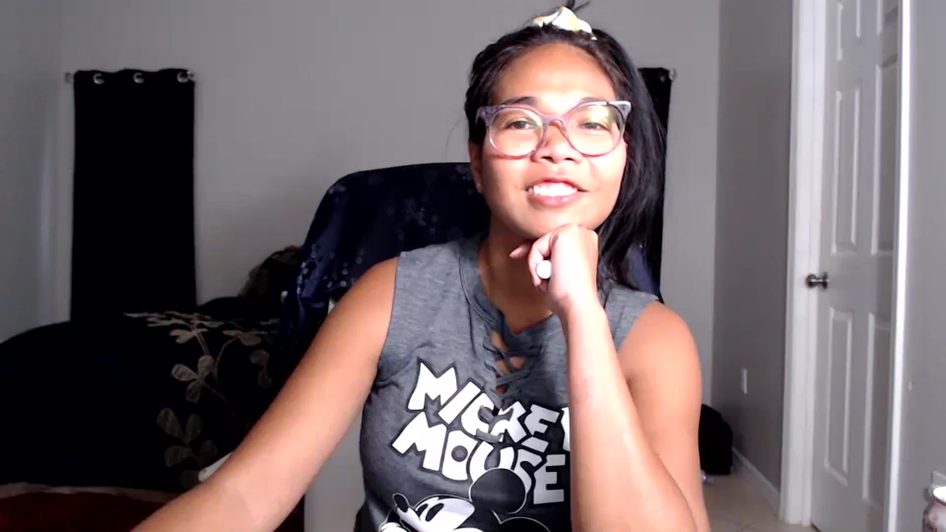 Gallery image thumbnail from Littlekai2025's myfreecams stream on, 05/13/2025, 02:48 image 6 of 20