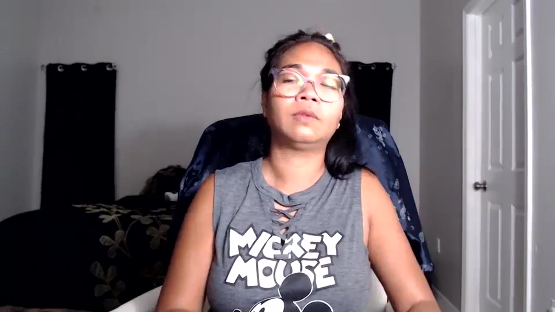 Gallery image thumbnail from Littlekai2025's myfreecams stream on, 05/13/2025, 02:48 image 16 of 20