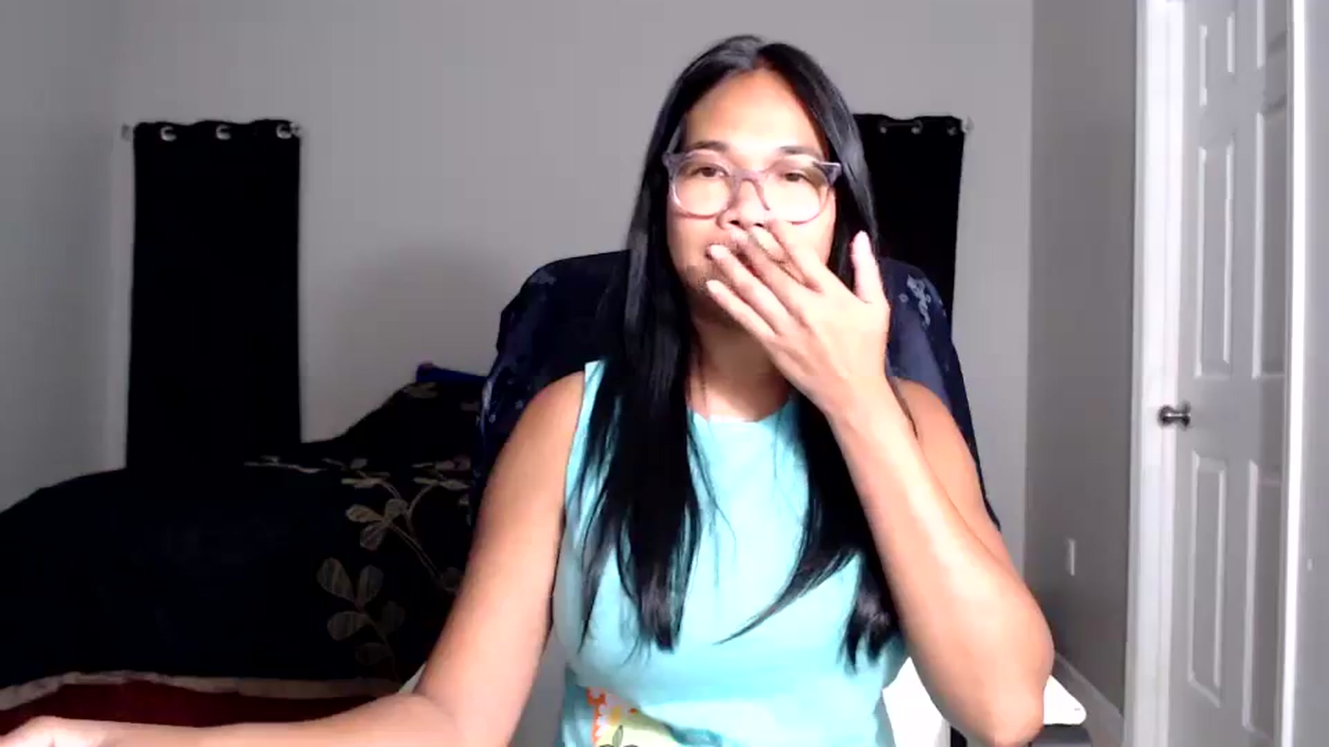 Gallery image thumbnail from Littlekai2025's myfreecams stream on, 05/15/2025, 03:46 image 14 of 20