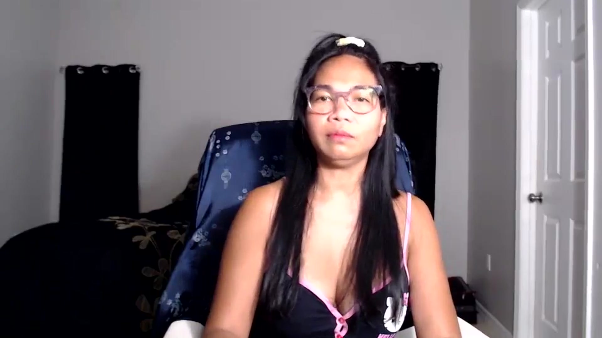 Gallery image thumbnail from Littlekai2025's myfreecams stream on, 05/17/2025, 04:00 image 13 of 20