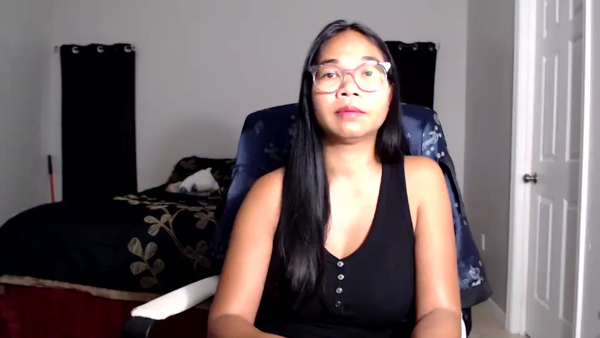 Gallery image thumbnail from Littlekai2025's myfreecams stream on, 05/20/2025, 02:24 image 1 of 20