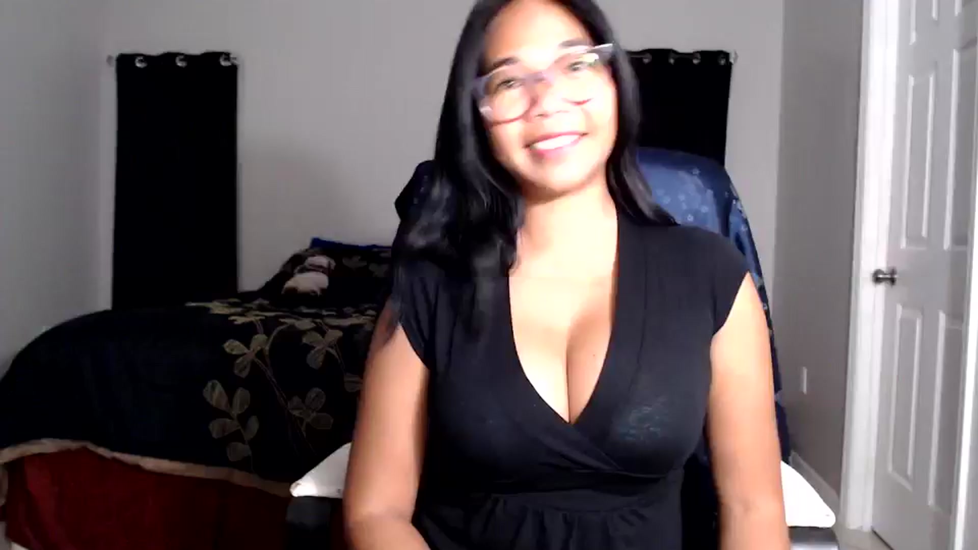 Gallery image thumbnail from Littlekai2025's myfreecams stream on, 05/24/2025, 05:16 image 4 of 20