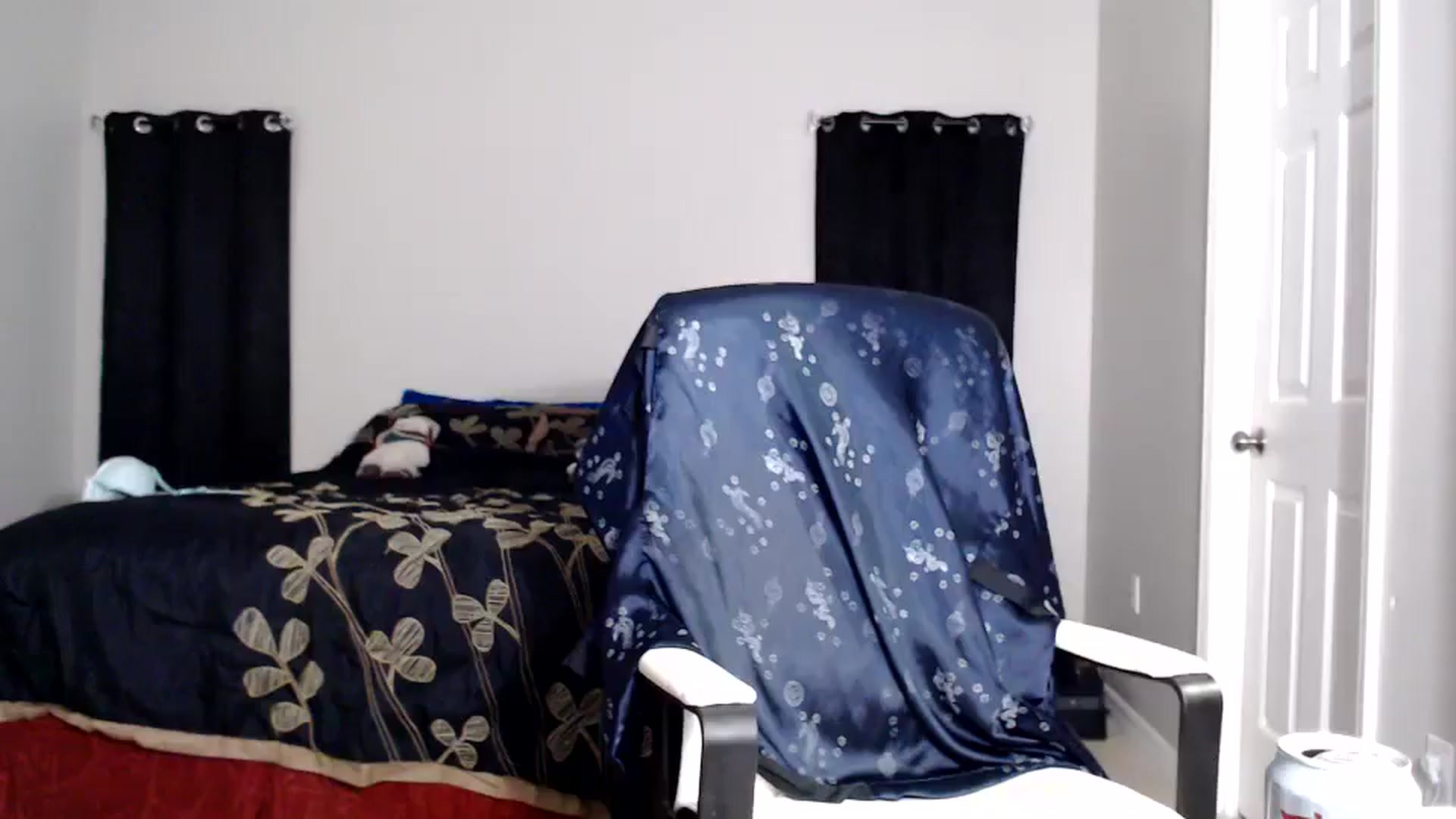 Gallery image thumbnail from Littlekai2025's myfreecams stream on, 05/24/2025, 05:16 image 16 of 20