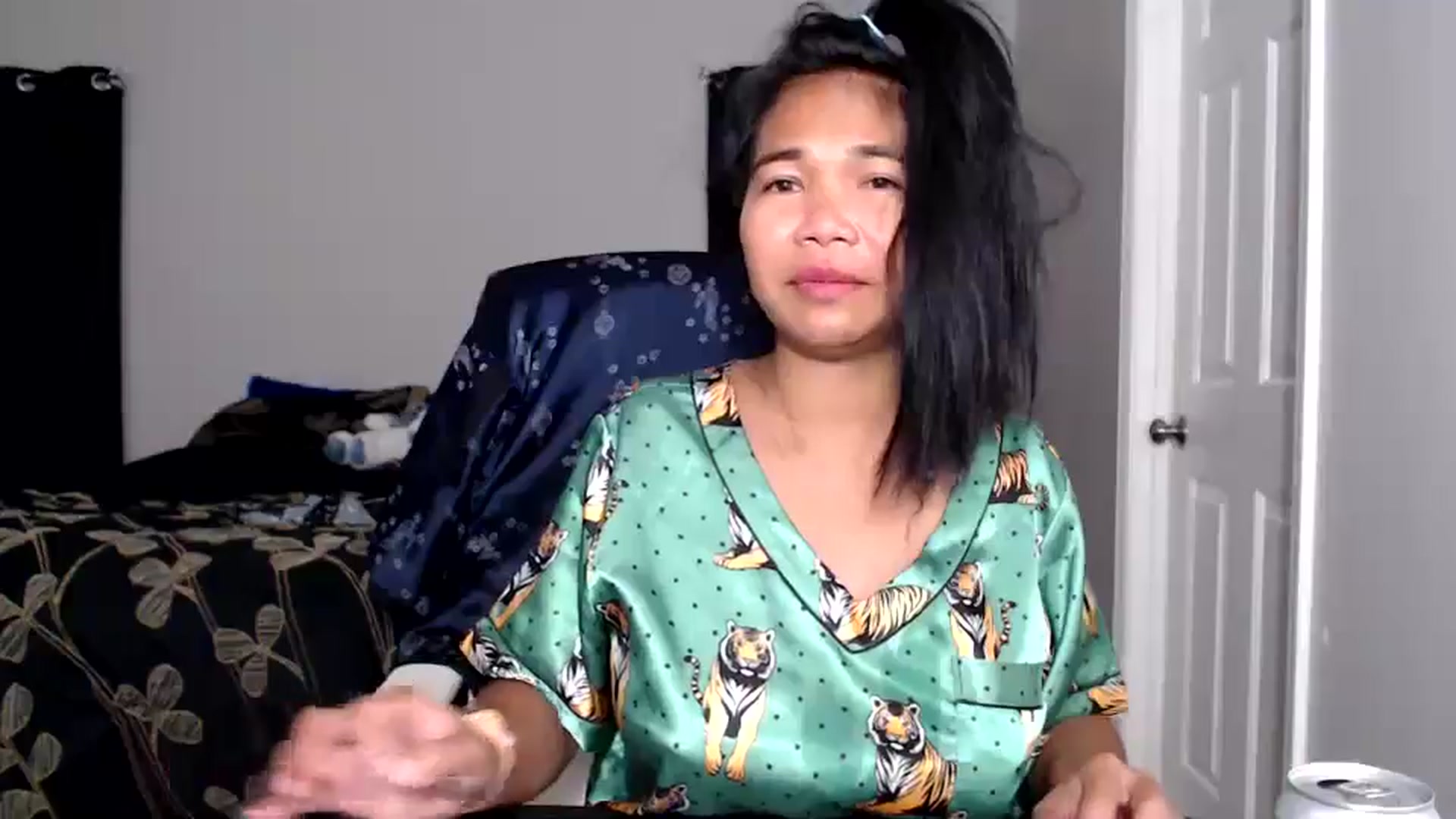 Gallery image thumbnail from Littlekai2025's myfreecams stream on, 05/25/2025, 03:43 image 20 of 20