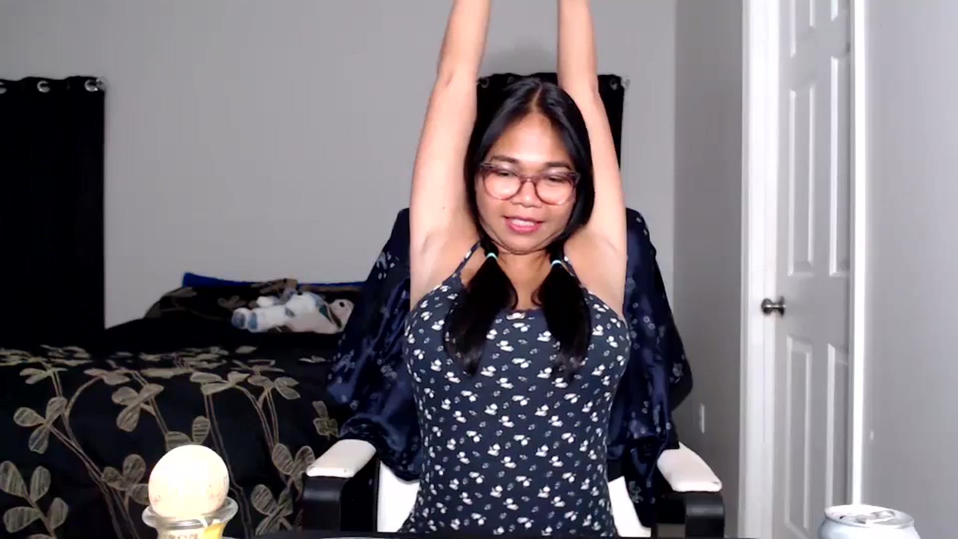Gallery image thumbnail from Littlekai2025's myfreecams stream on, 05/25/2025, 03:43 image 9 of 20