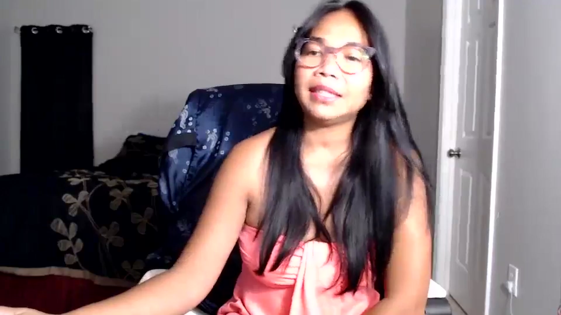 Gallery image thumbnail from Littlekai2025's myfreecams stream on, 05/31/2025, 04:33 image 13 of 20
