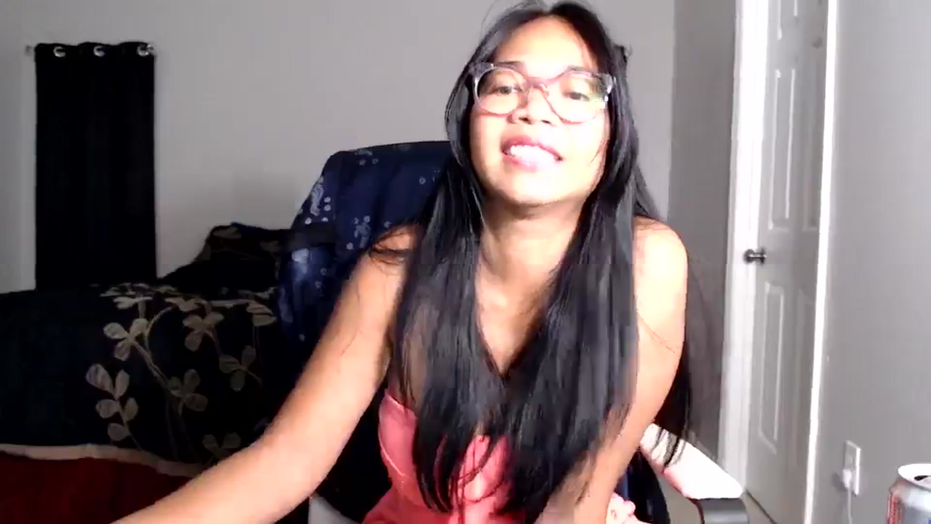 Gallery image thumbnail from Littlekai2025's myfreecams stream on, 05/31/2025, 04:33 image 14 of 20