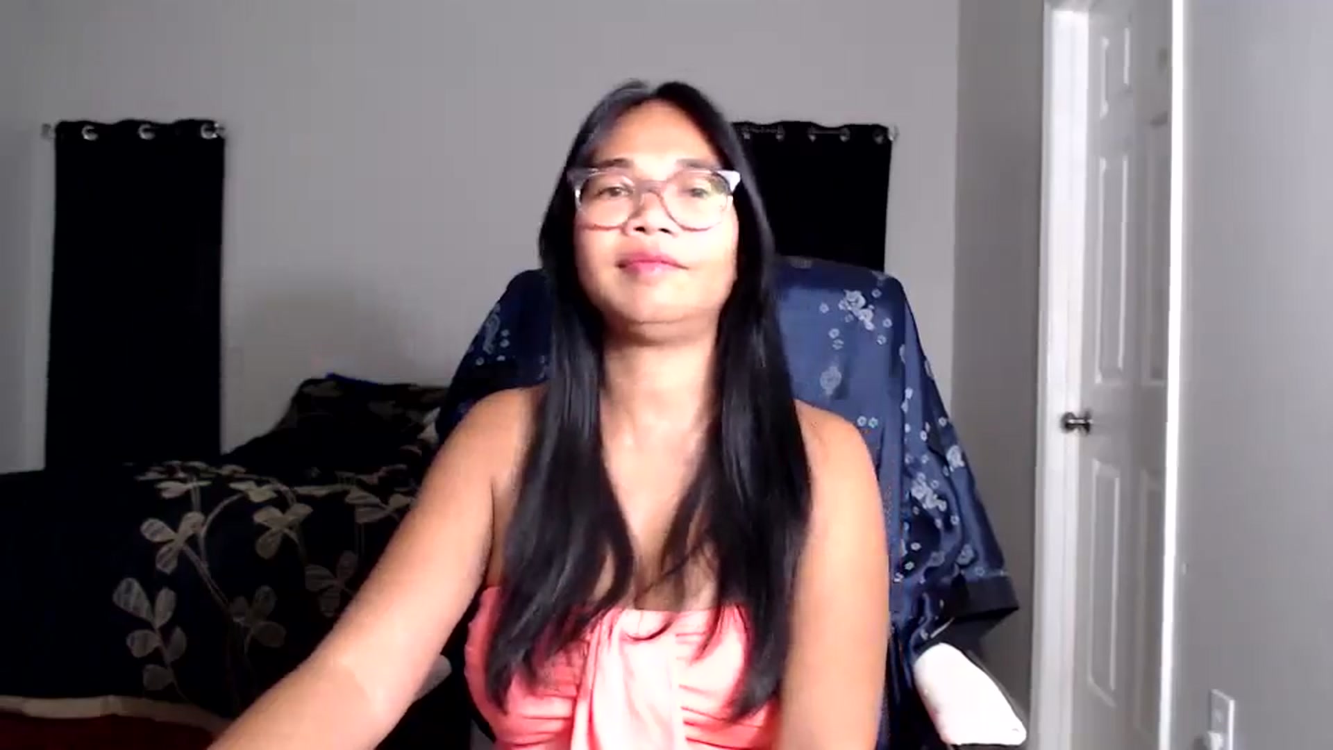 Gallery image thumbnail from Littlekai2025's myfreecams stream on, 05/31/2025, 04:33 image 11 of 20