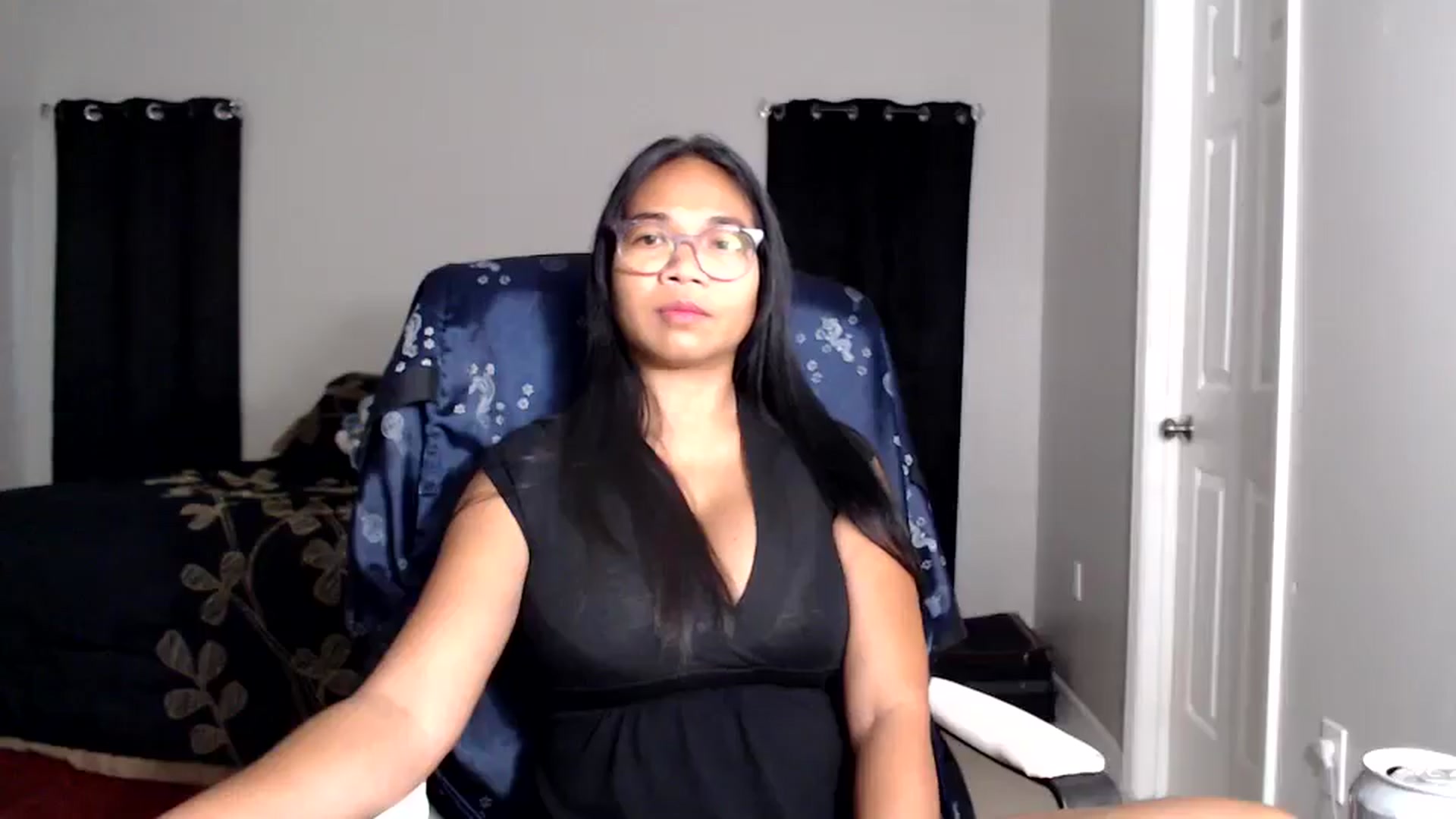 Gallery image thumbnail from Littlekai2025's myfreecams stream on, 06/01/2025, 04:08 image 2 of 20