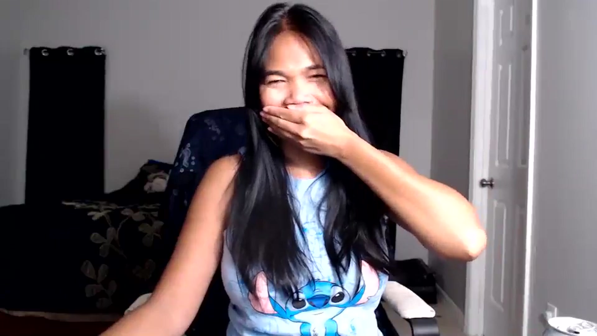 Gallery image thumbnail from Littlekai2025's myfreecams stream on, 06/03/2025, 03:51 image 16 of 20