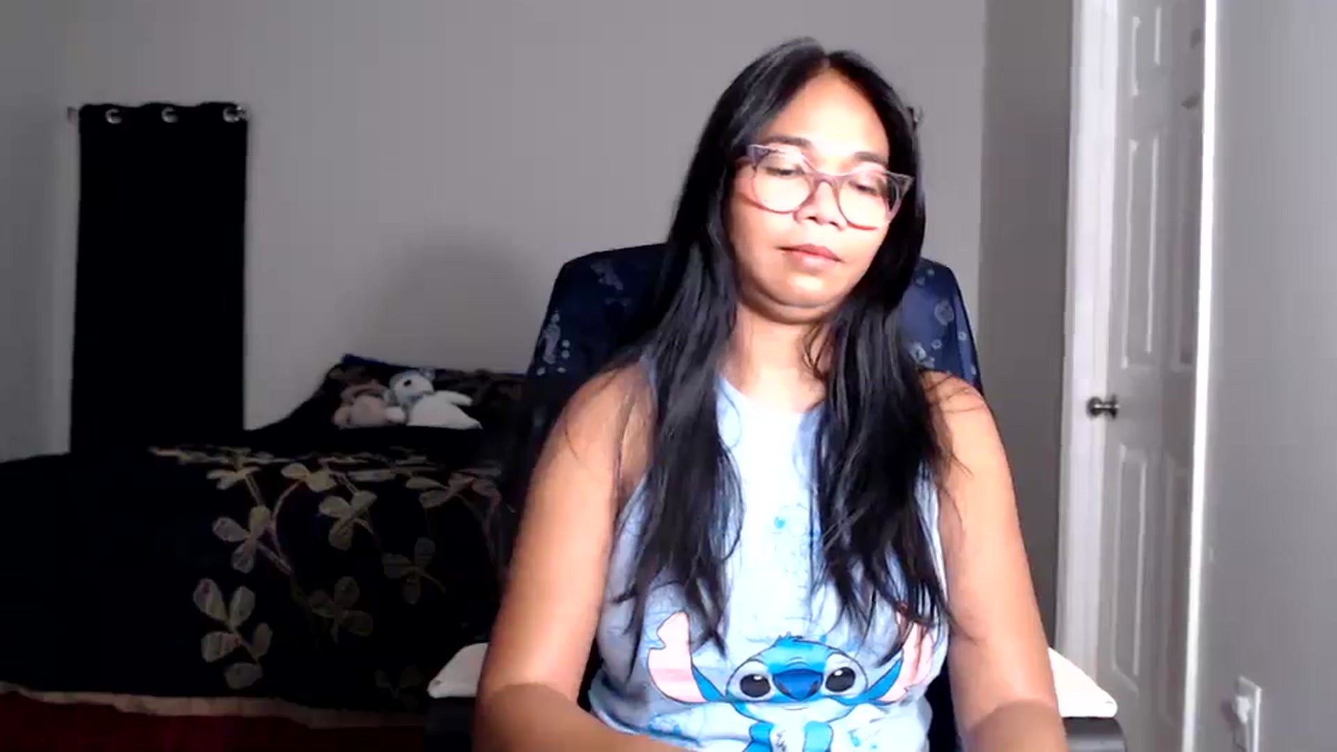 Gallery image thumbnail from Littlekai2025's myfreecams stream on, 06/03/2025, 03:51 image 6 of 20