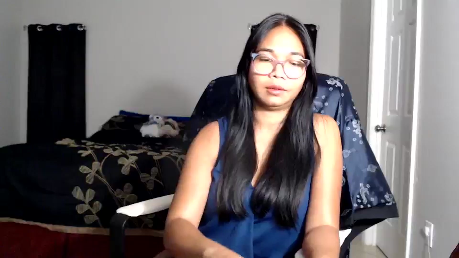 Gallery image thumbnail from Littlekai2025's myfreecams stream on, 06/04/2025, 04:31 image 6 of 20