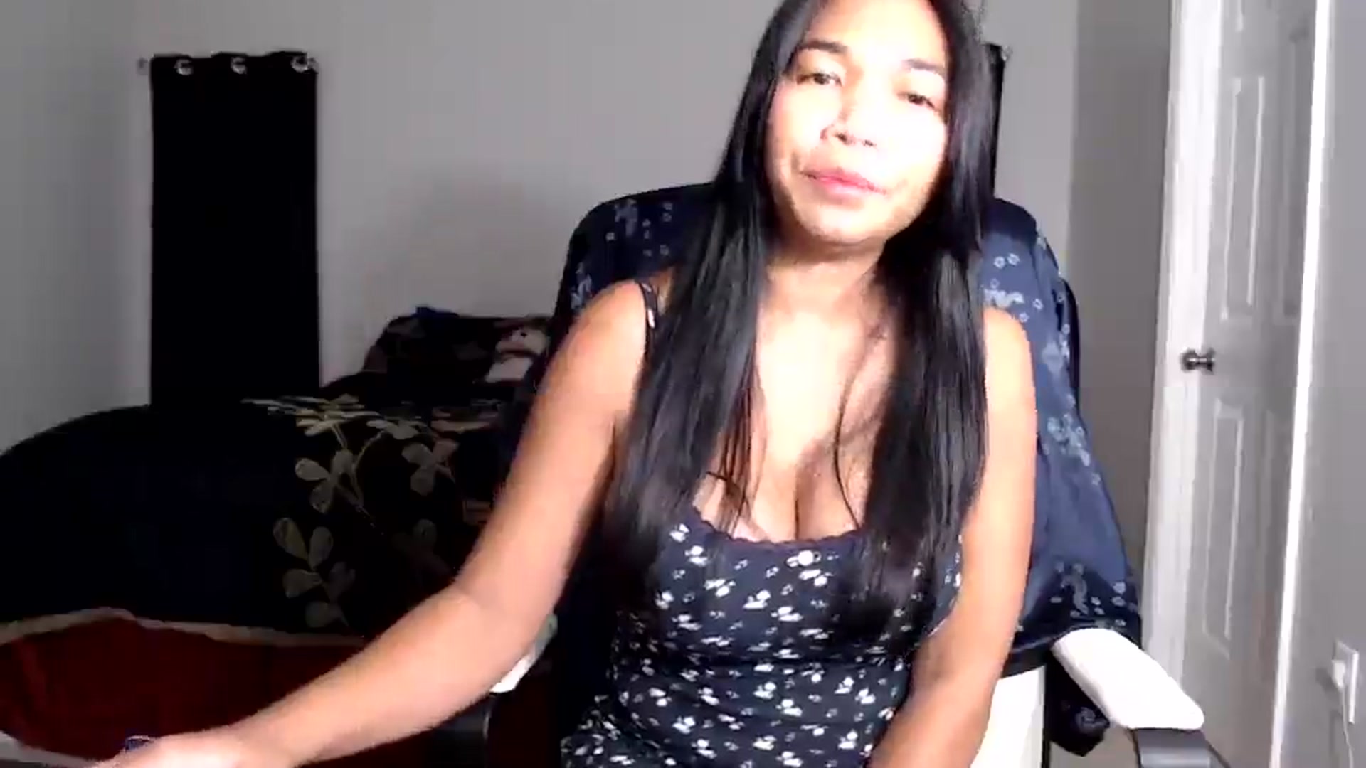 Gallery image thumbnail from Littlekai2025's myfreecams stream on, 06/06/2025, 04:00 image 7 of 20