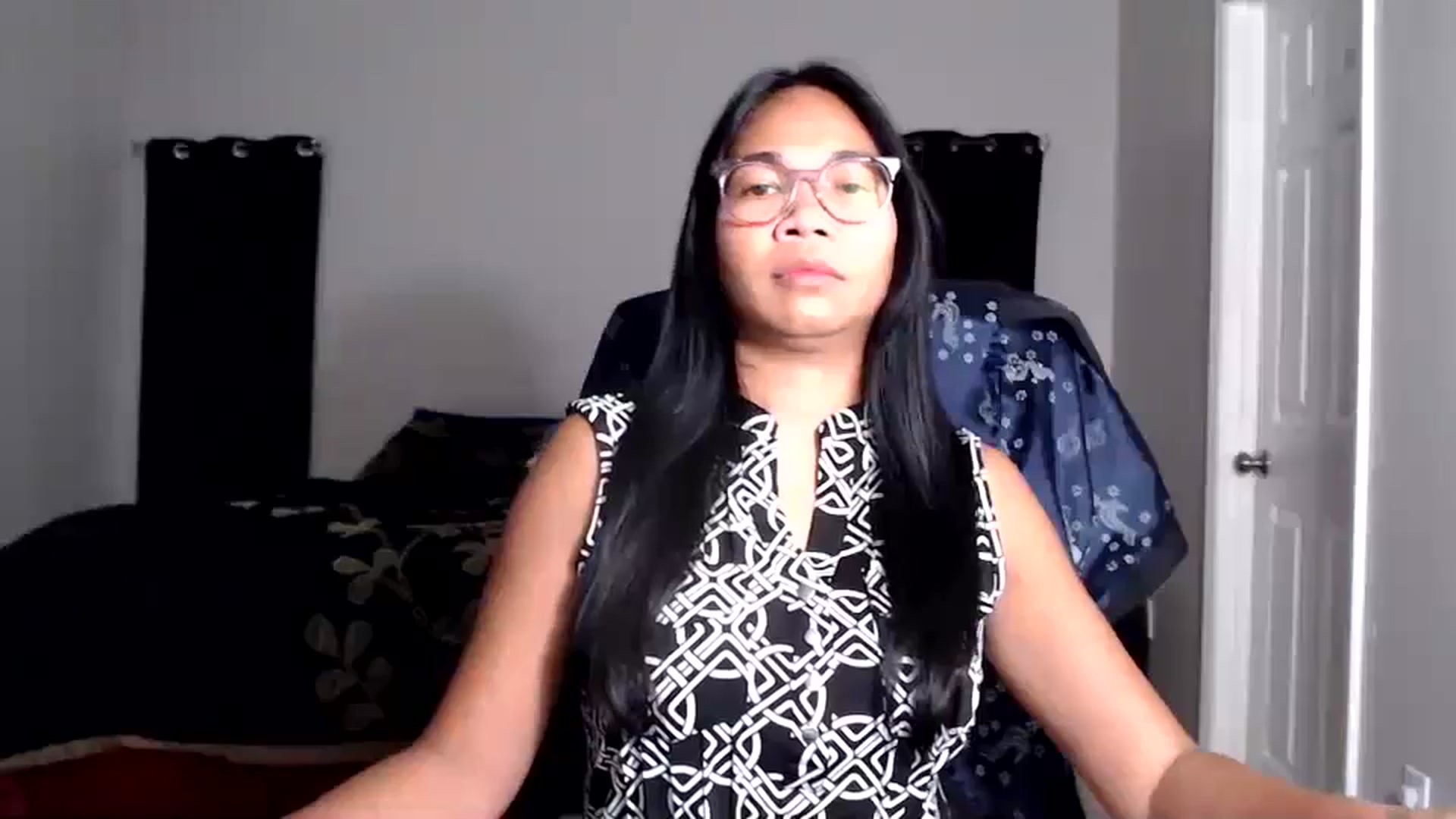 Gallery image thumbnail from Littlekai2025's myfreecams stream on, 06/09/2025, 02:05 image 4 of 20