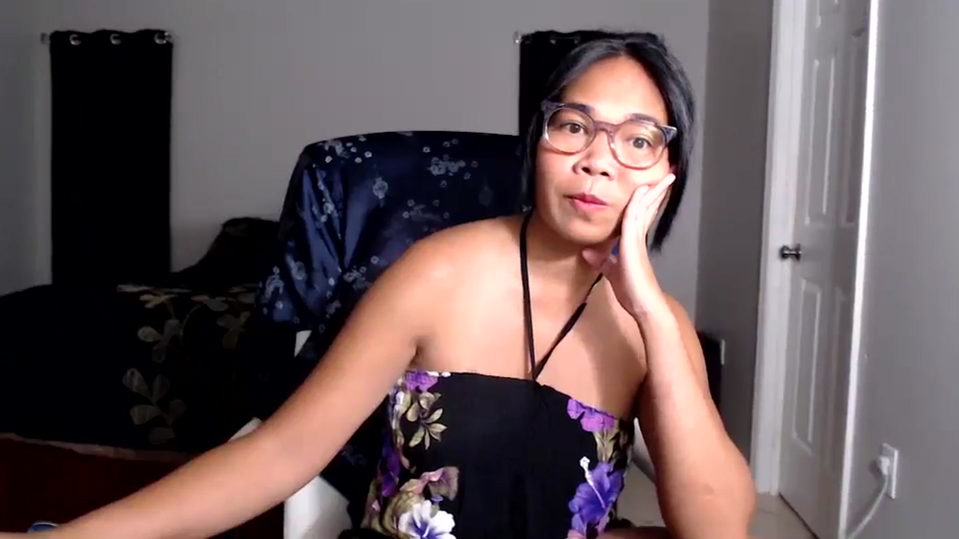 Gallery image thumbnail from Littlekai2025's myfreecams stream on, 06/11/2025, 02:00 image 13 of 20