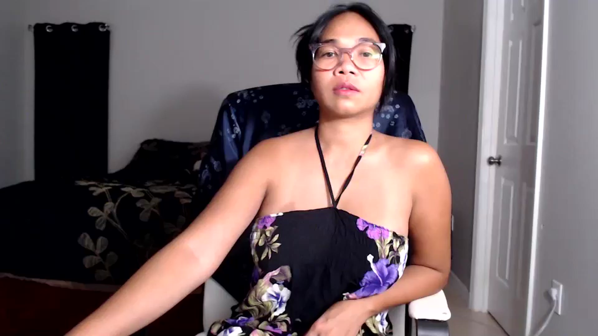 Gallery image thumbnail from Littlekai2025's myfreecams stream on, 06/11/2025, 02:00 image 1 of 20