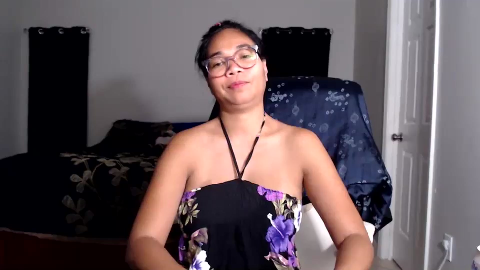 Gallery image thumbnail from Littlekai2025's myfreecams stream on, 06/11/2025, 05:02 image 2 of 20