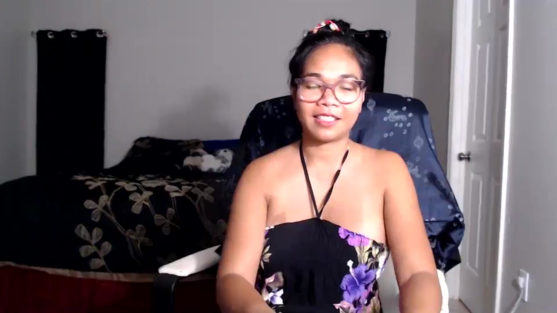 Gallery image thumbnail from Littlekai2025's myfreecams stream on, 06/11/2025, 05:02 image 8 of 20