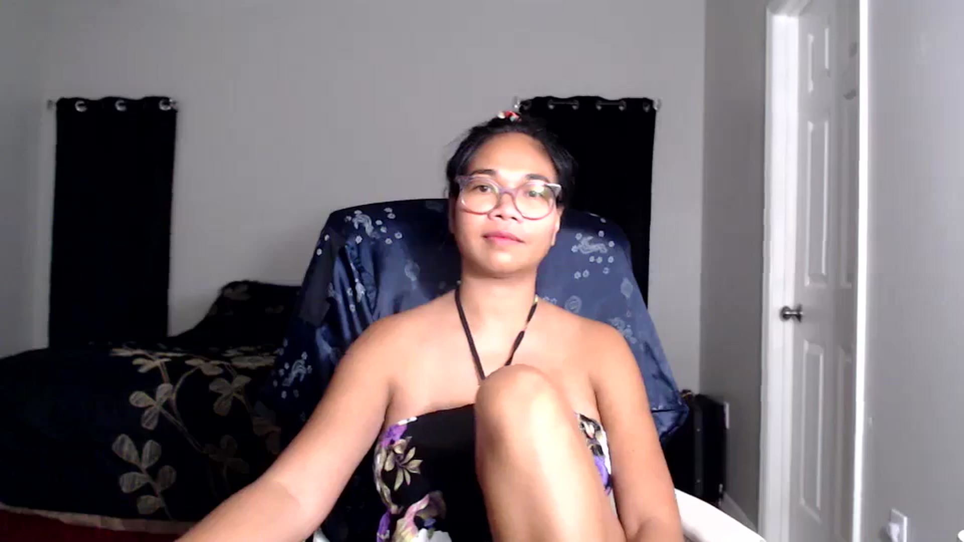 Gallery image thumbnail from Littlekai2025's myfreecams stream on, 06/11/2025, 05:02 image 10 of 20
